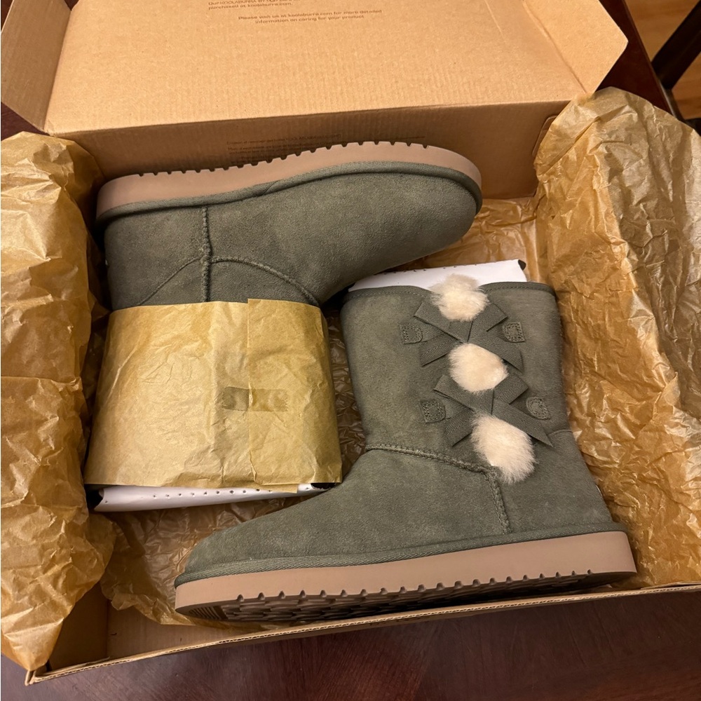 Koolaburra/UGG Winter Boots in Olive Green